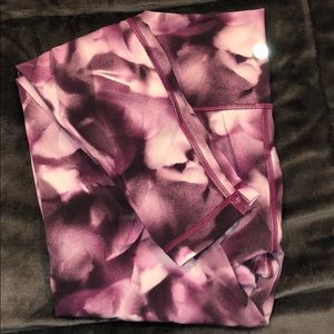 Lululemon floral wunder under legging